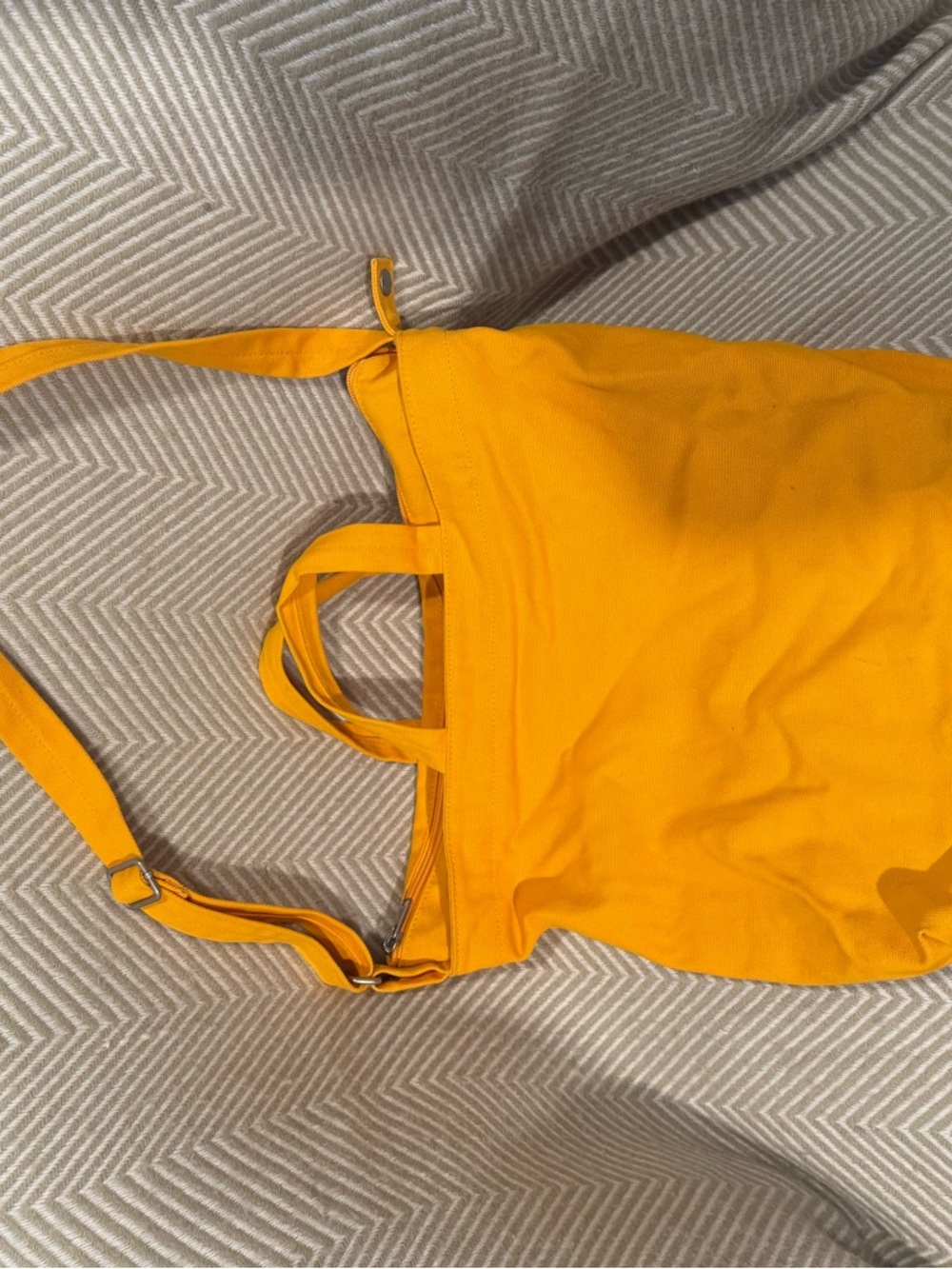 BAGGU Orange Duck Bag - Picture 2 of 5